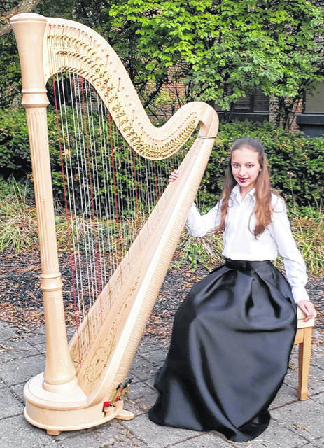 Tehya Hazelbaker with her harp